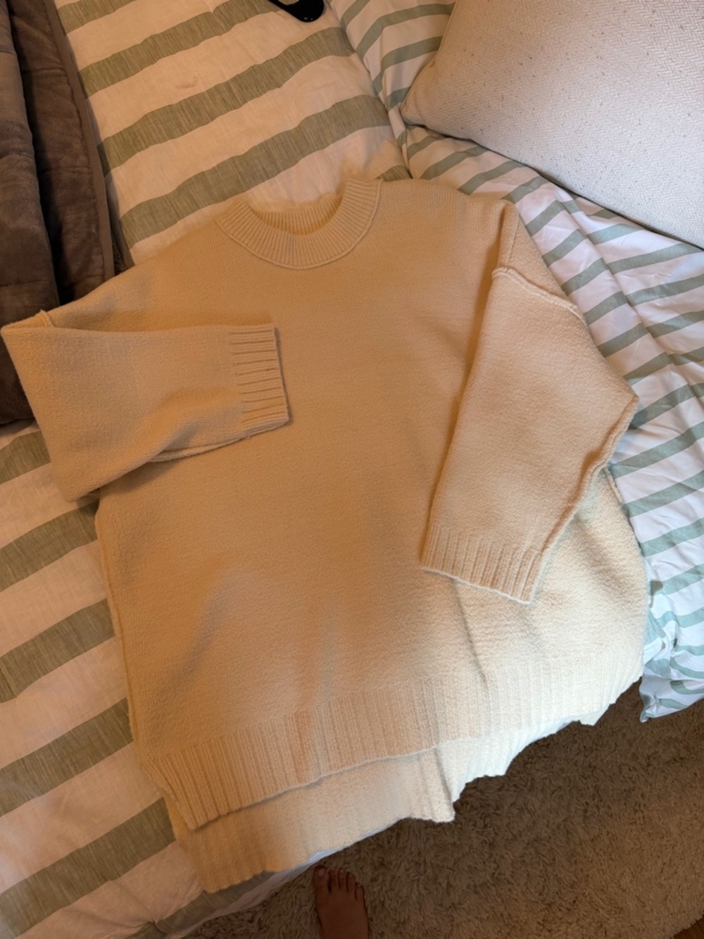 Cozy Cream Free People Knit Sweater - small